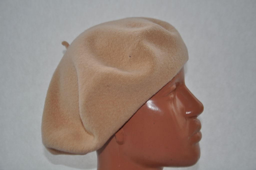 берет Paris nude