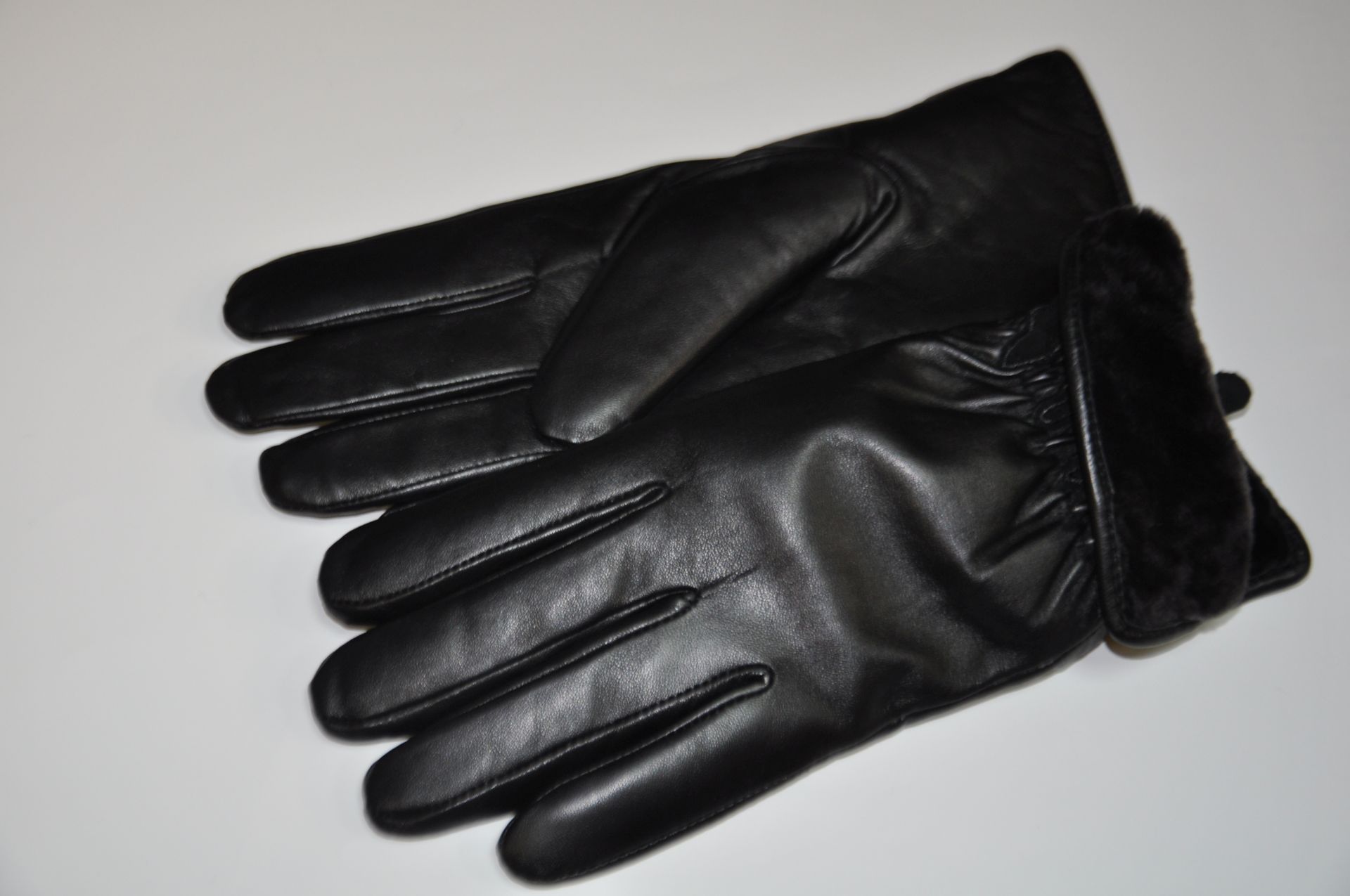 перчатки на овчине 9079 v.h.